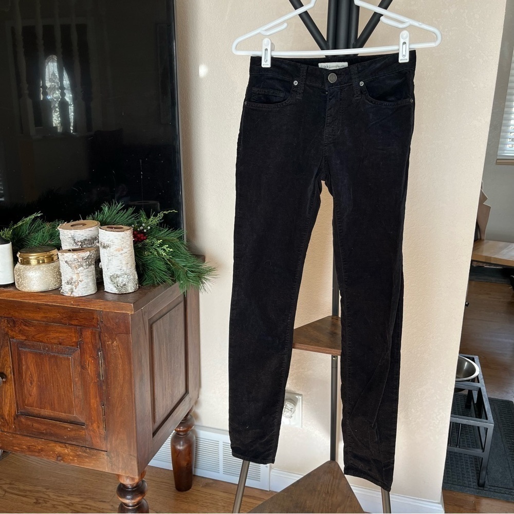 Joie Women’s Black Velvet Mid-Rise Skinny Pants - Size 25, Excellent Condition